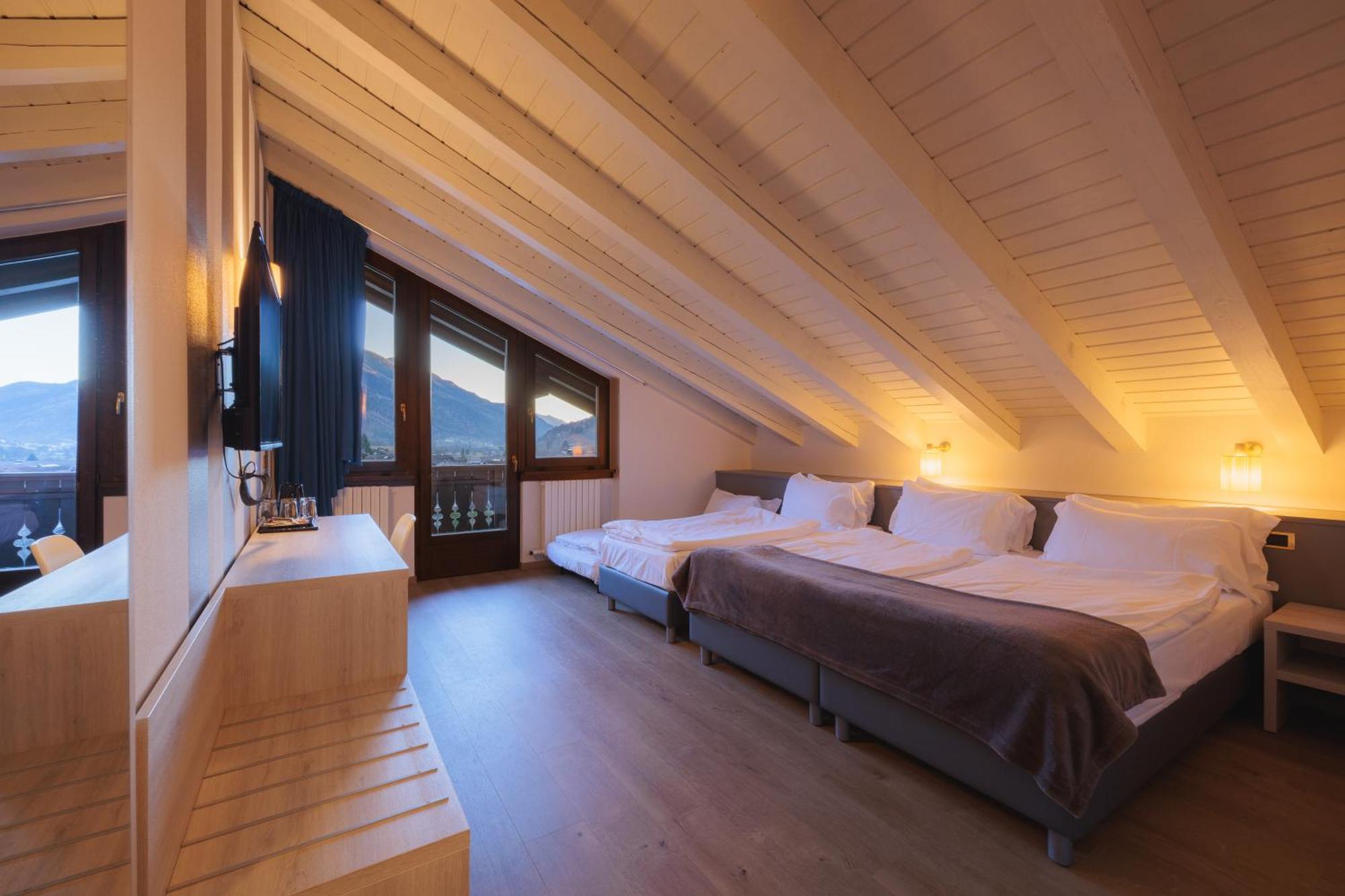 Hotel Binelli Pinzolo Esterno foto