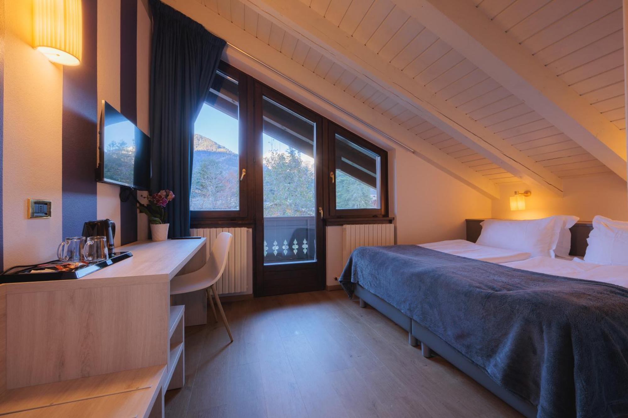 Hotel Binelli Pinzolo Esterno foto